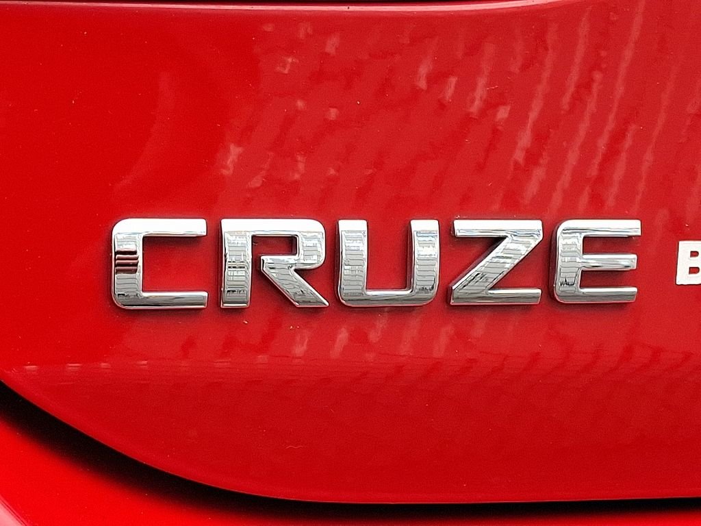 Used 2017 Red Chevrolet Premier image 10