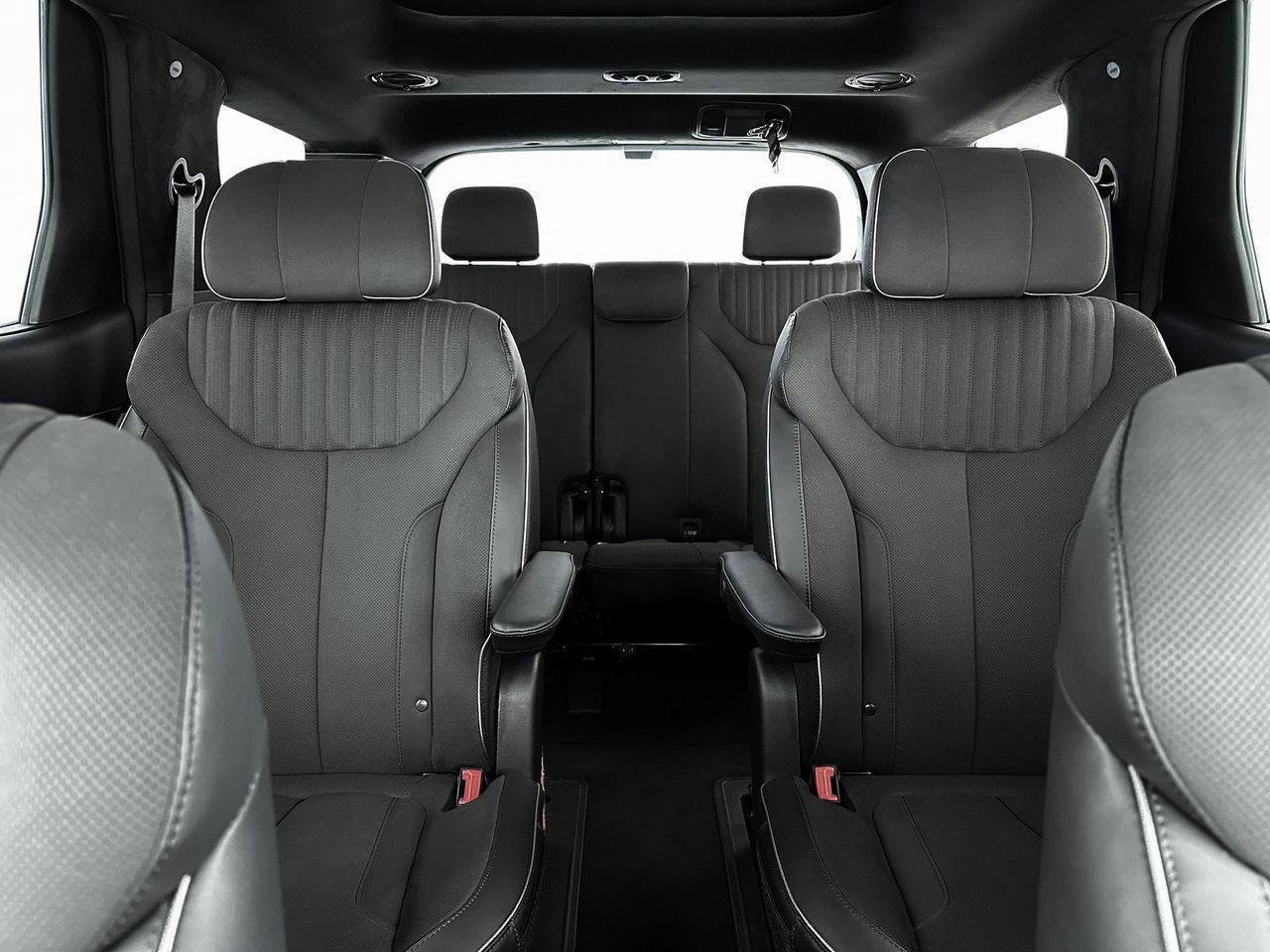 2025 Hyundai Palisade Calligraphy Night Edition - Photo 16