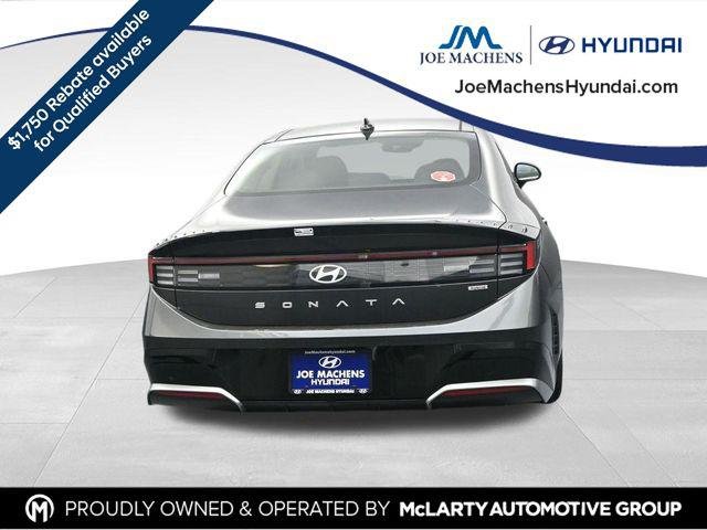 New 2026 Gray Hyundai SEL image 7