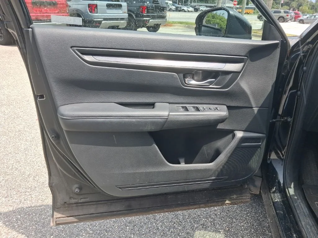 Used 2023  Honda LX image 19