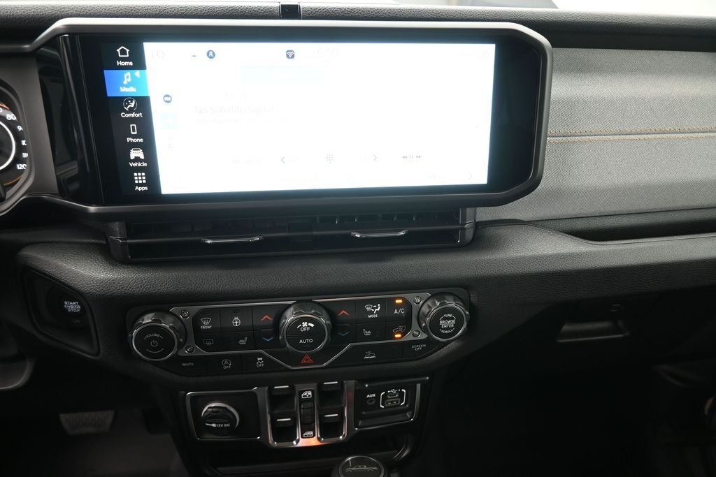 New 2026 Anvil Clearcoat Jeep Sport S image 3