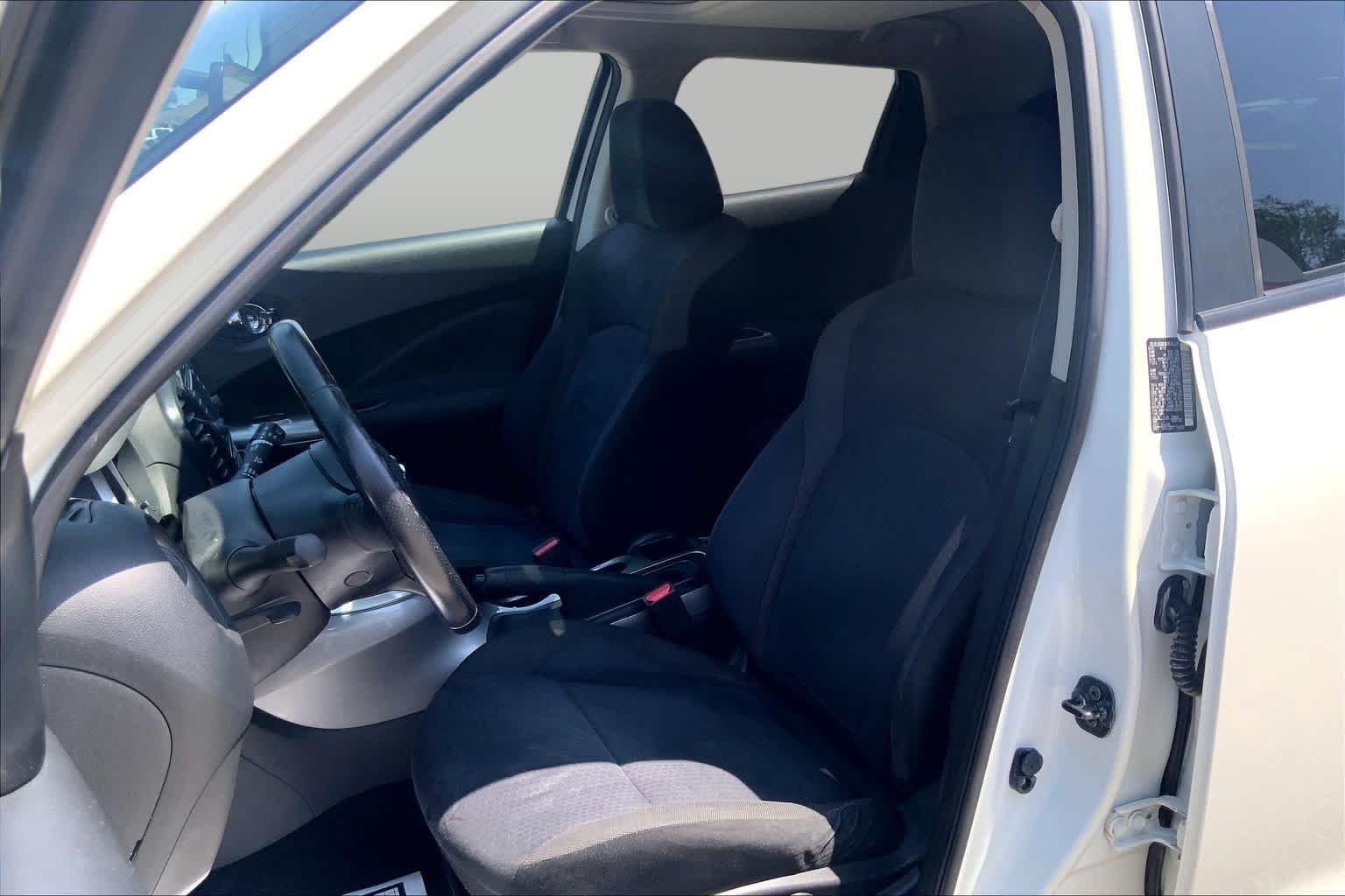 Pre-Owned 2013 Nissan JUKE SV