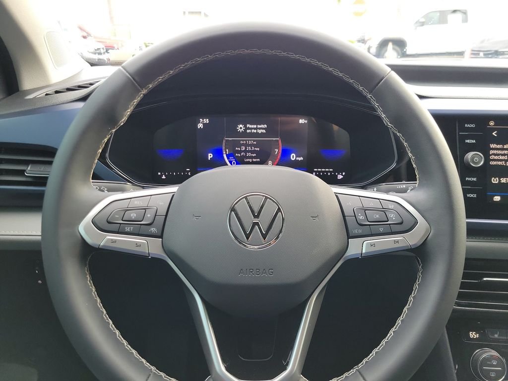 Certified Used 2024  Volkswagen 1.5T SE image 16