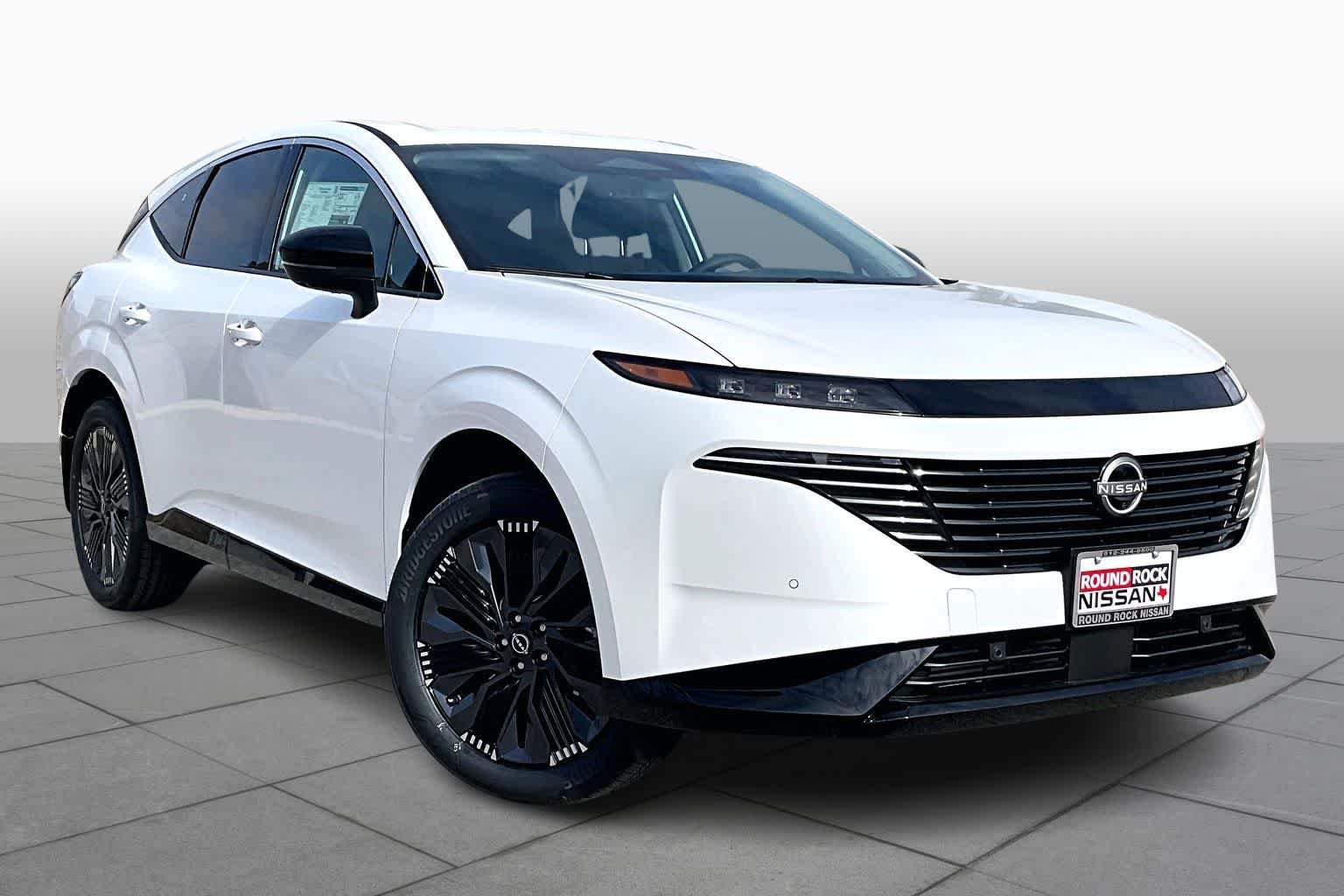 New 2026 Everest White Pearl TriCoat Nissan Platinum image 2