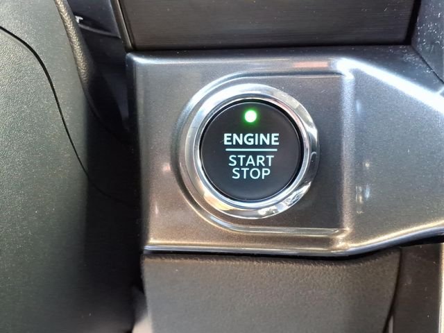 Used 2023 Avalanche Ford XLT image 28