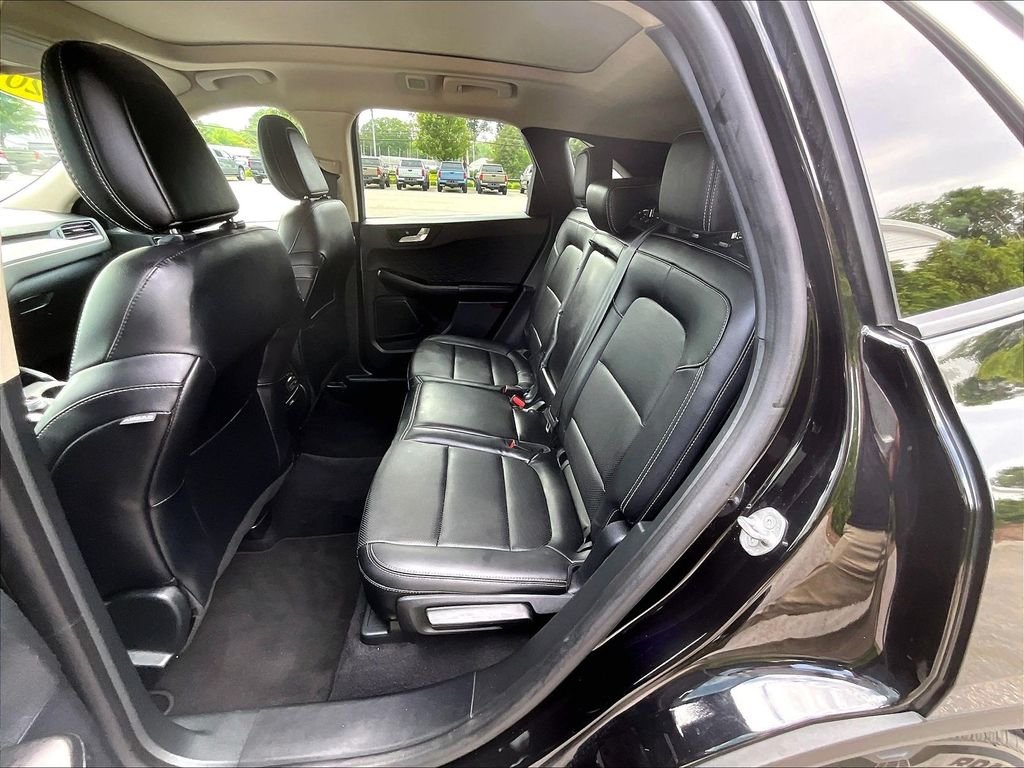 Used 2020 Black Ford SEL image 15
