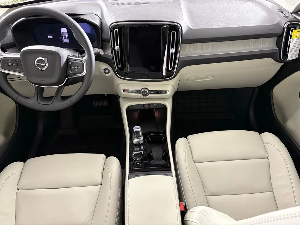 2026 Volvo XC40 Ultra - Photo 33