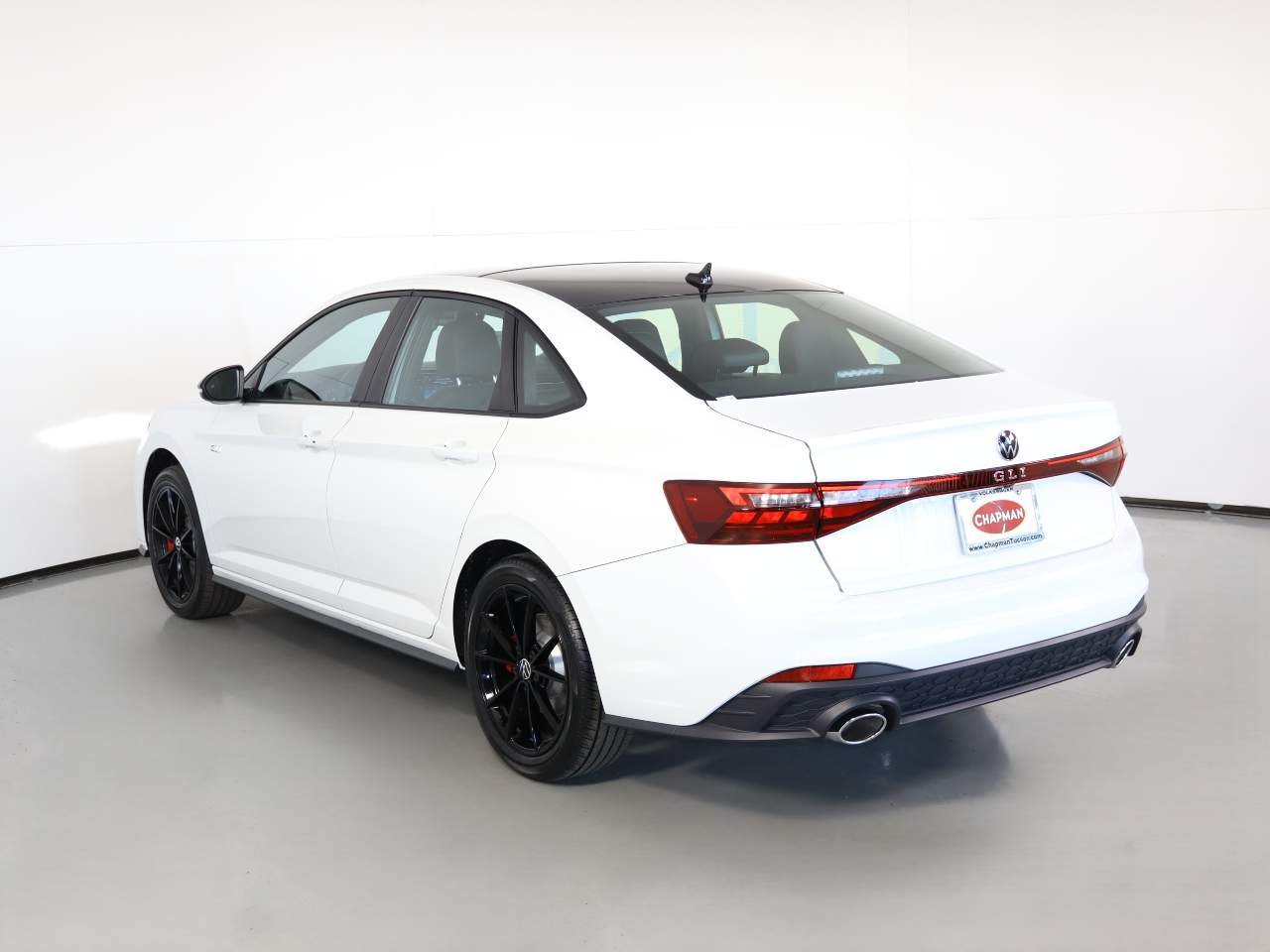 New 2026 Pure White w Volkswagen Autobahn image 2