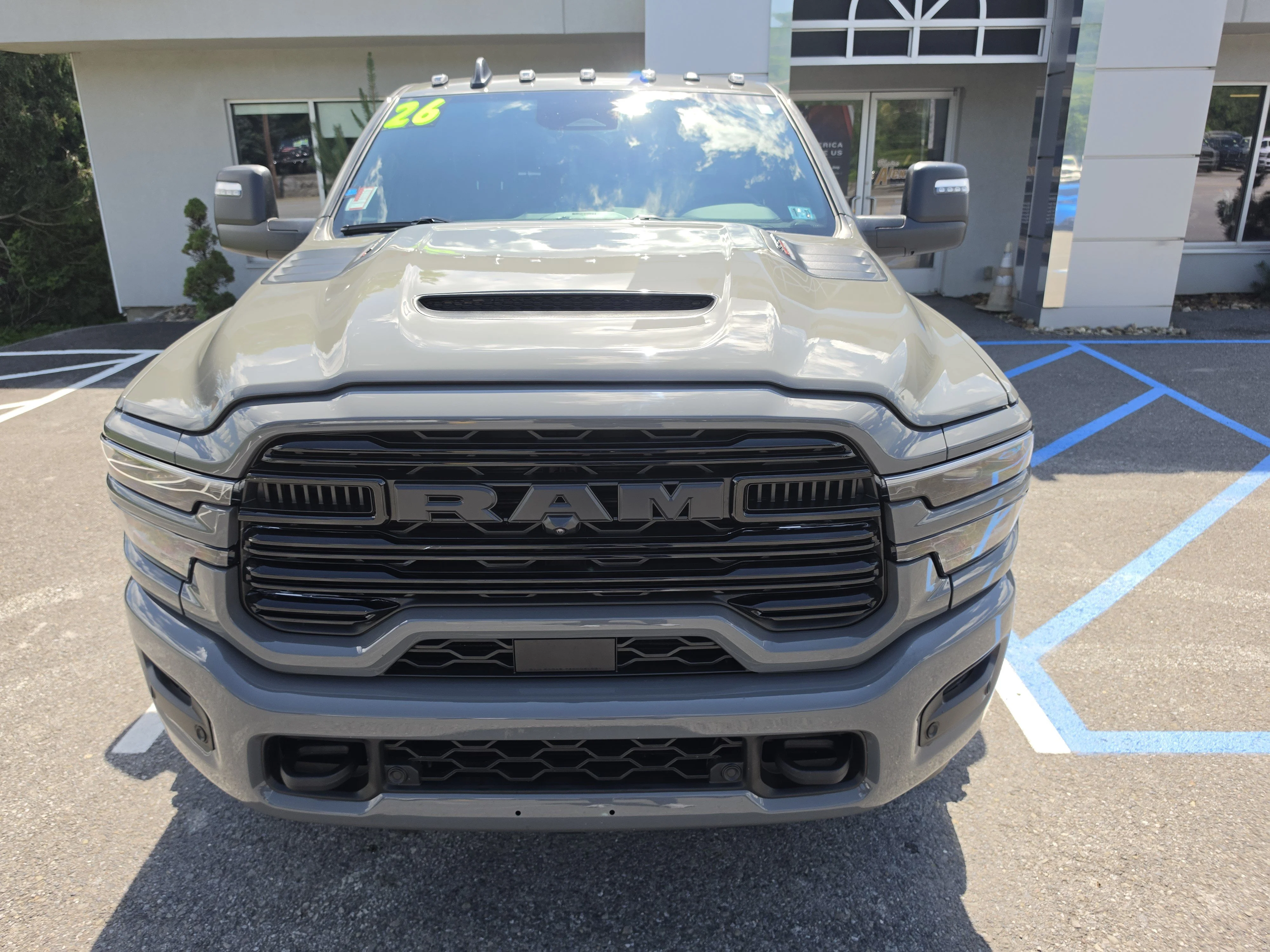 Used 2026 Ceramic Gray Clearcoat Ram Laramie image 9