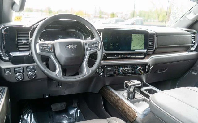 Used 2024 Red Chevrolet LT Trail Boss image 12