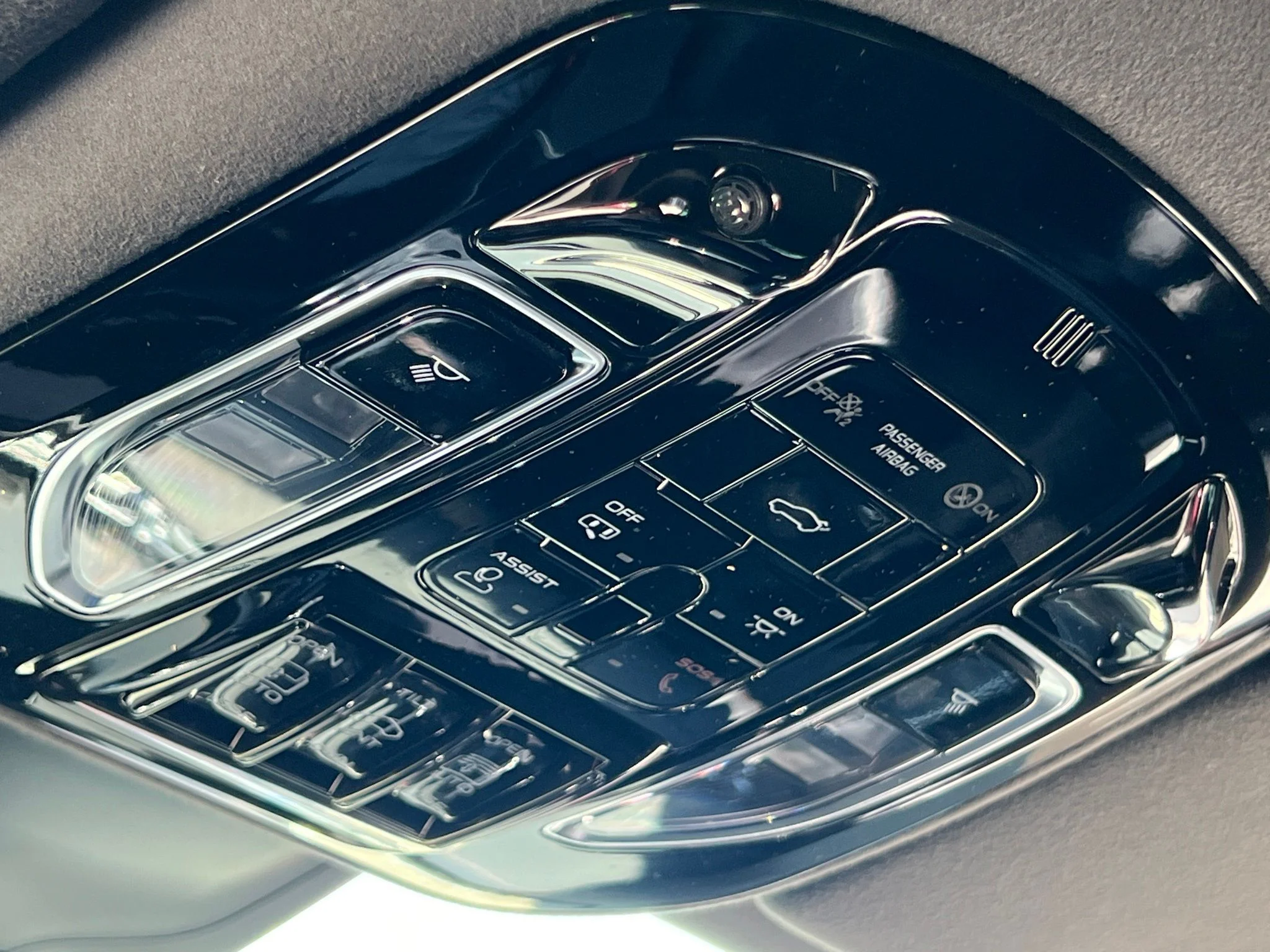 Used 2025 Black Maserati Folgore image 24