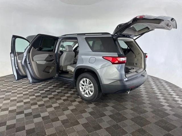 Used 2019 Gray Chevrolet 3LT image 20