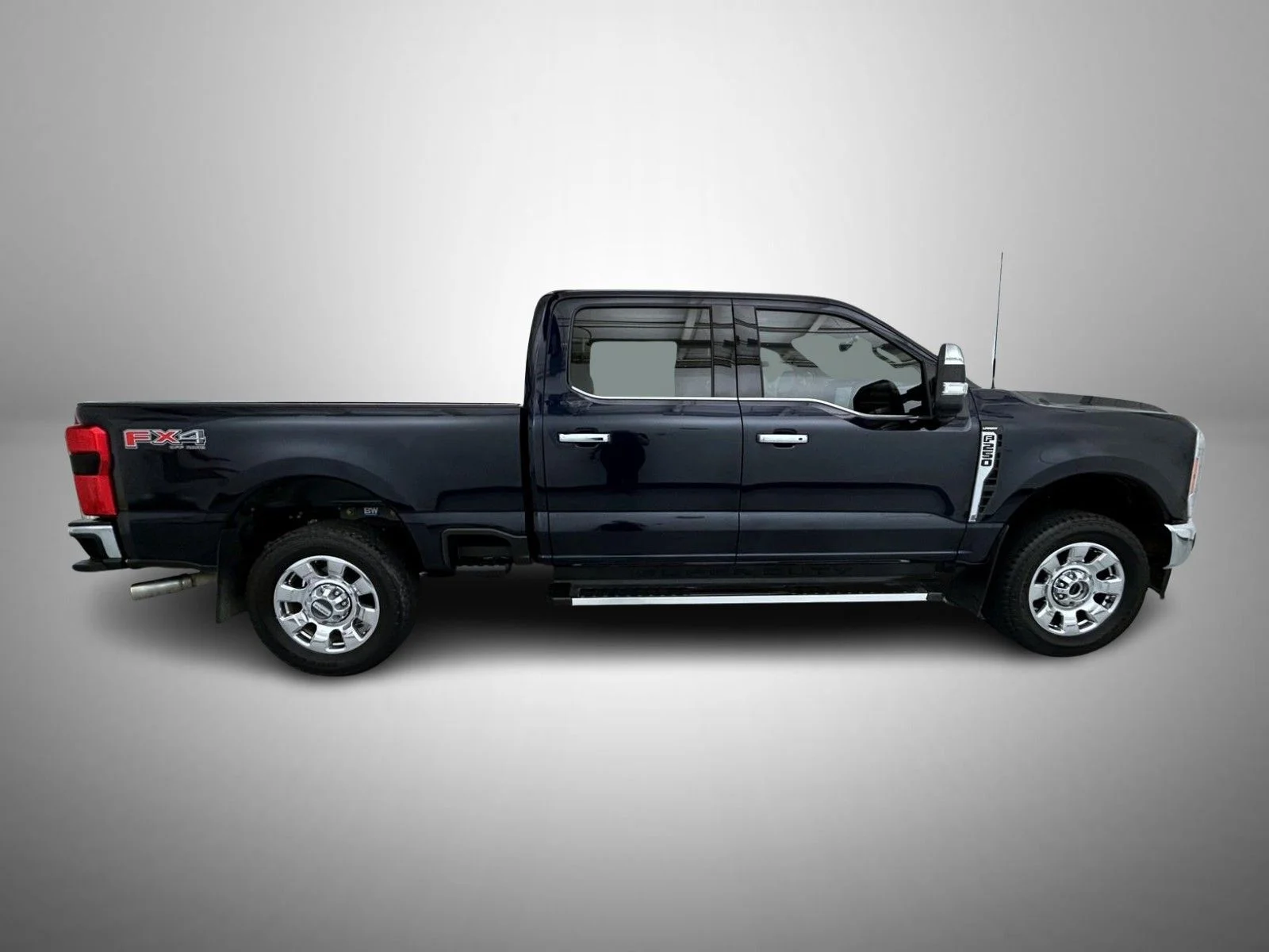 Used 2023 Blue Ford Lariat image 4