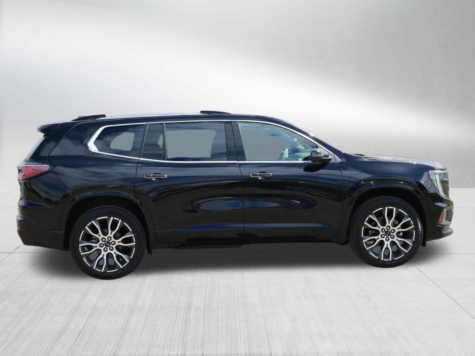 2026 GMC Acadia Denali Ultimate - Photo 6