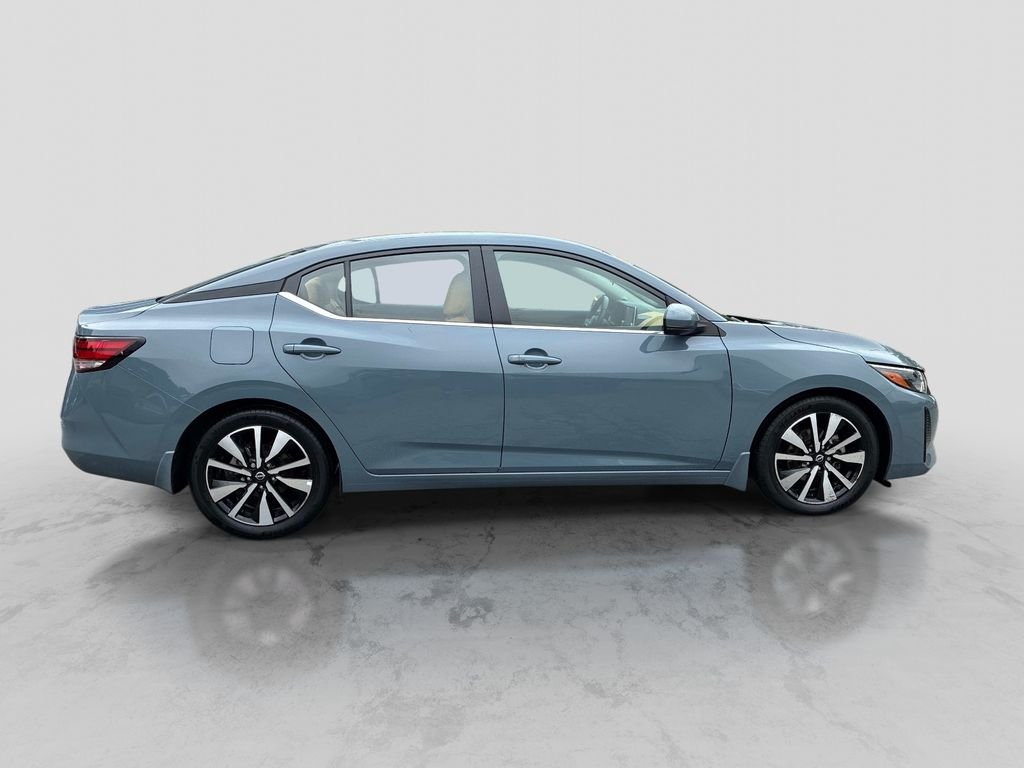 Used 2025 Gray Nissan SV image 8