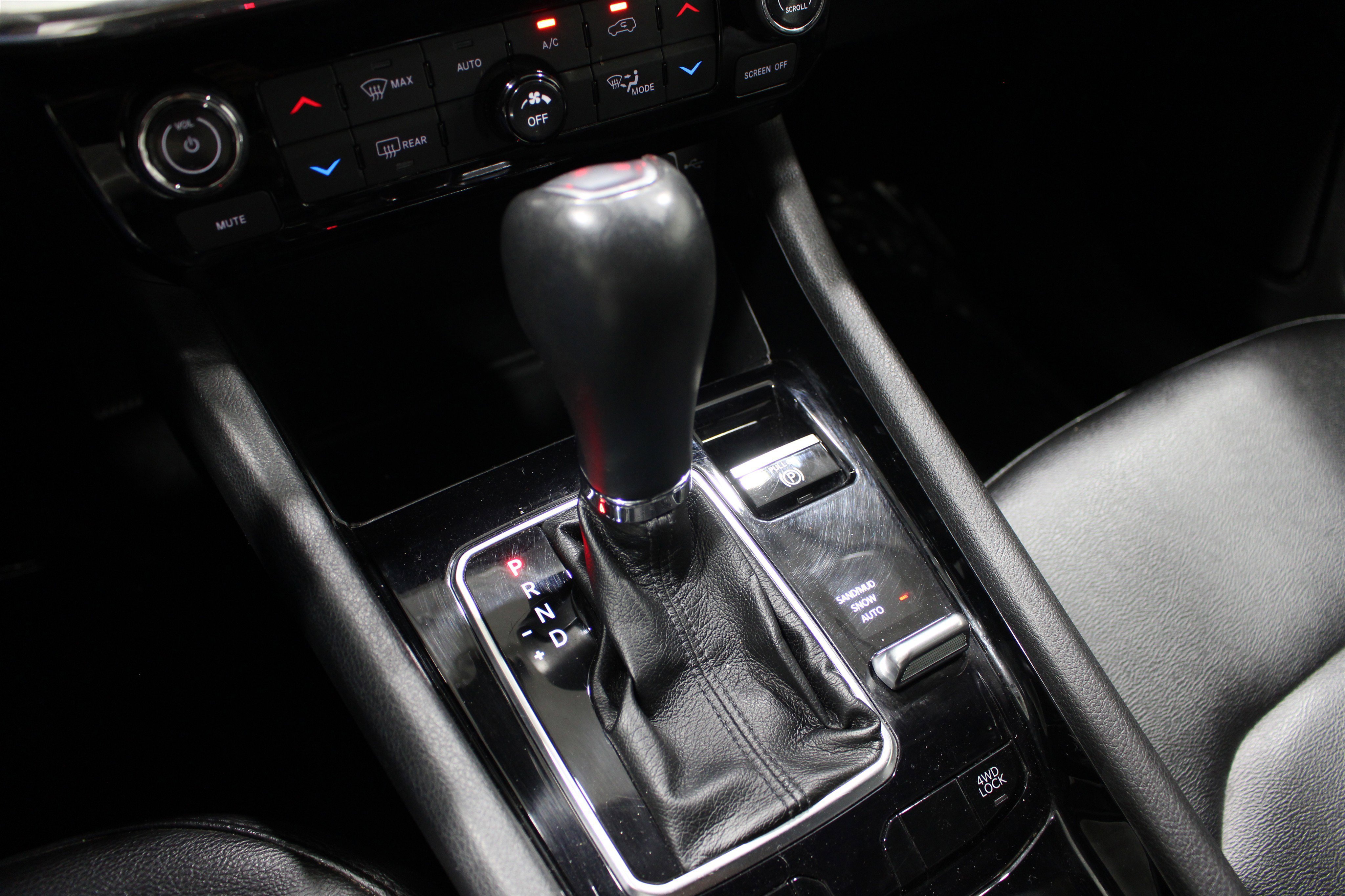 2024 Jeep Compass Limited - Photo 16