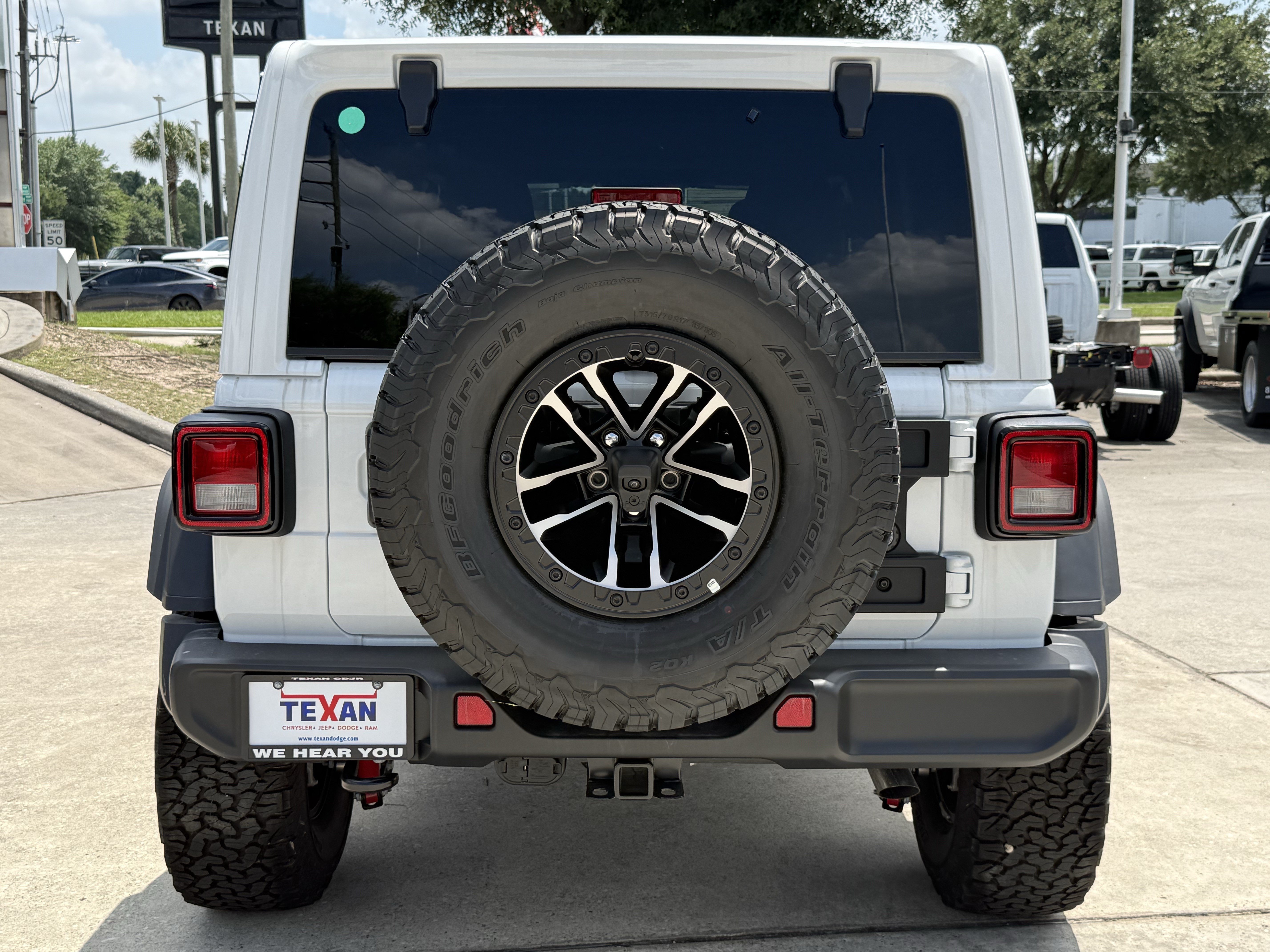 New 2026 Bright White Clearcoat Jeep Willys image 5