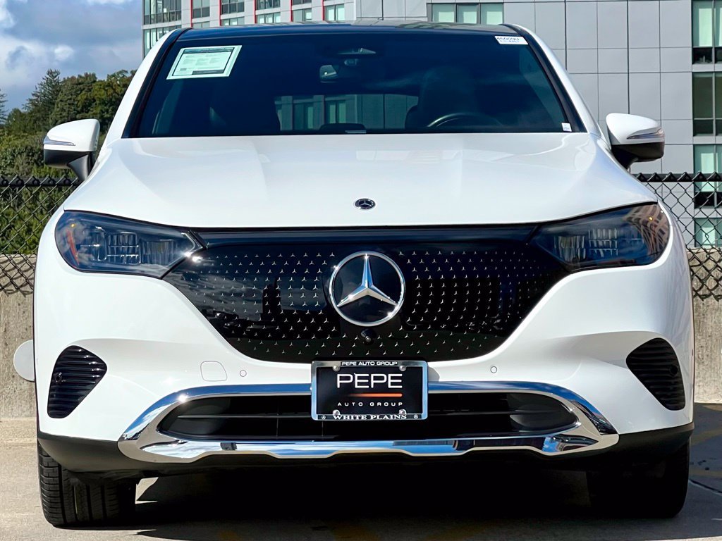 Certified Used 2023  Mercedes-Benz 350 SUV image 3