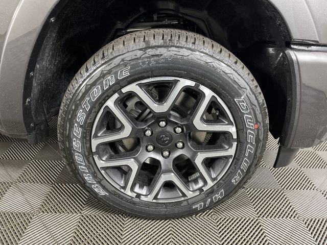 New 2026 Granite Crystal Metallic Clear-Coat Exterior Paint RAM Laramie image 5