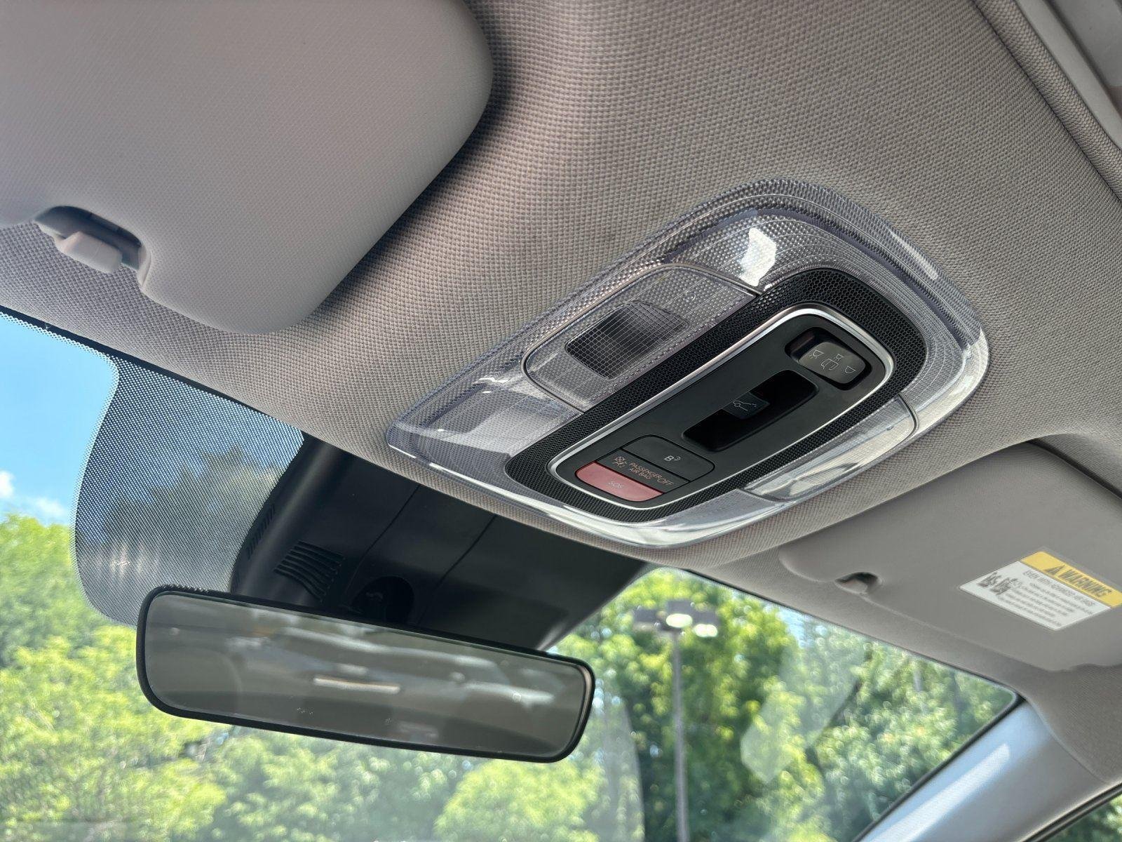 Used 2025 Ecotronic Gray Hyundai SEL Convenience image 30