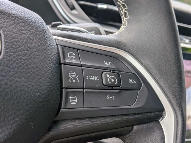 Used 2024 Gray Jeep Altitude image 28