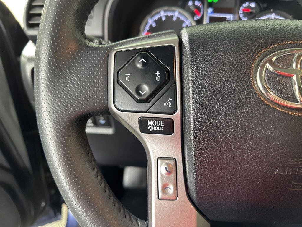 2022 Toyota 4Runner Limited - Photo 9
