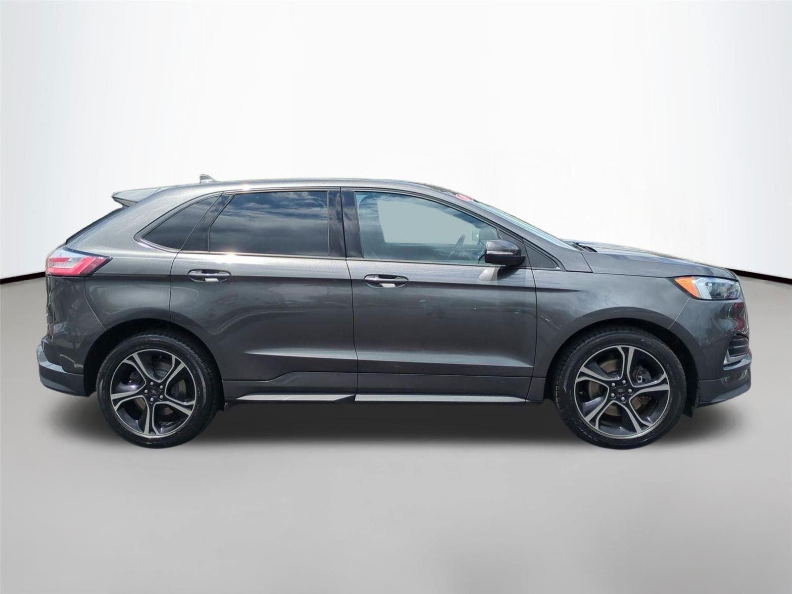 Used 2019 Magnetic Metallic Ford ST image 16