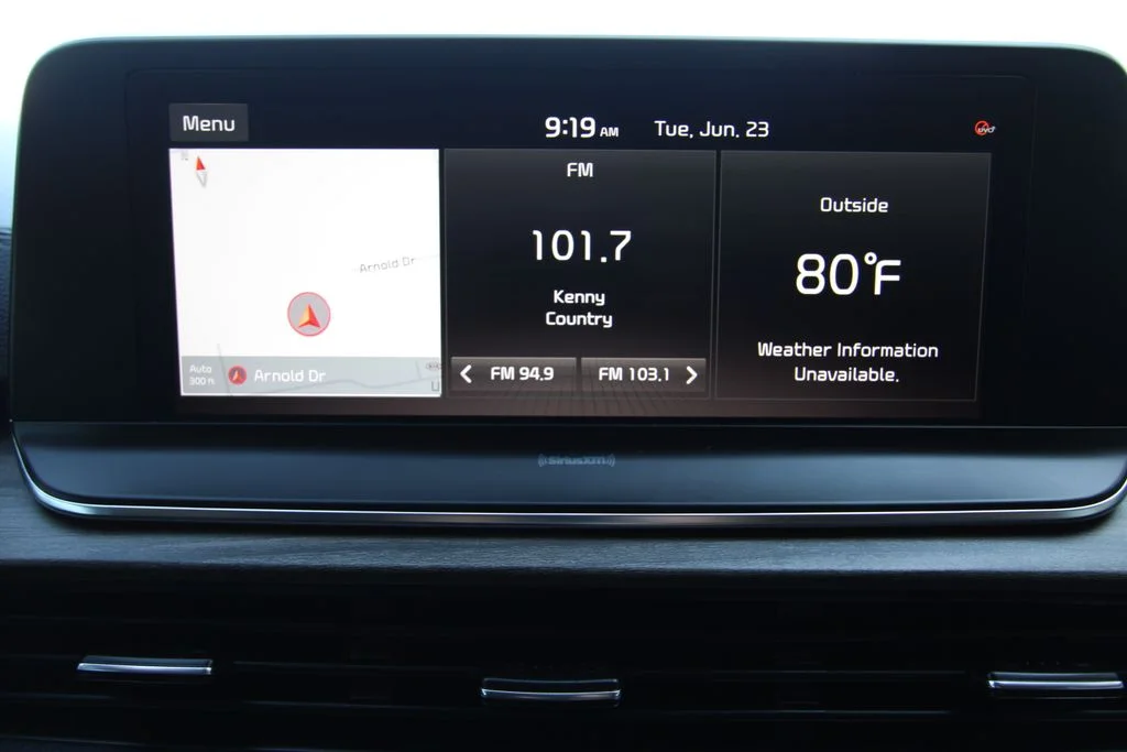Used 2021 Everlasting Silver Kia EX image 31