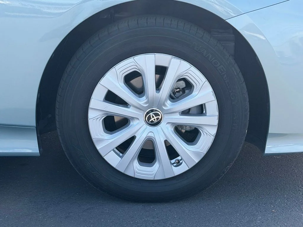 Used 2022 Beige Toyota L image 14