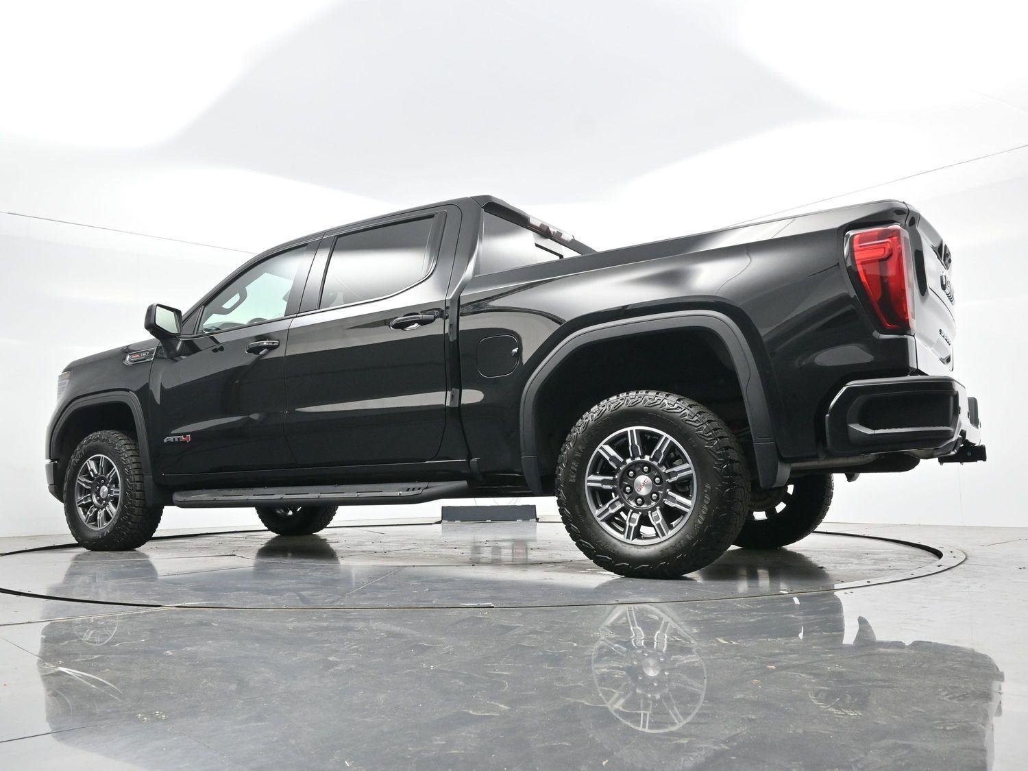 Used 2024 Onyx Black GMC AT4 image 48