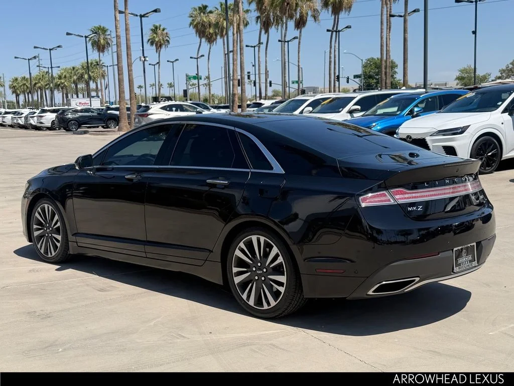 Used 2019 Black Lincoln Reserve image 4