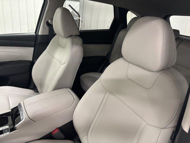 New 2026 Silver Hyundai SEL AWD image 7
