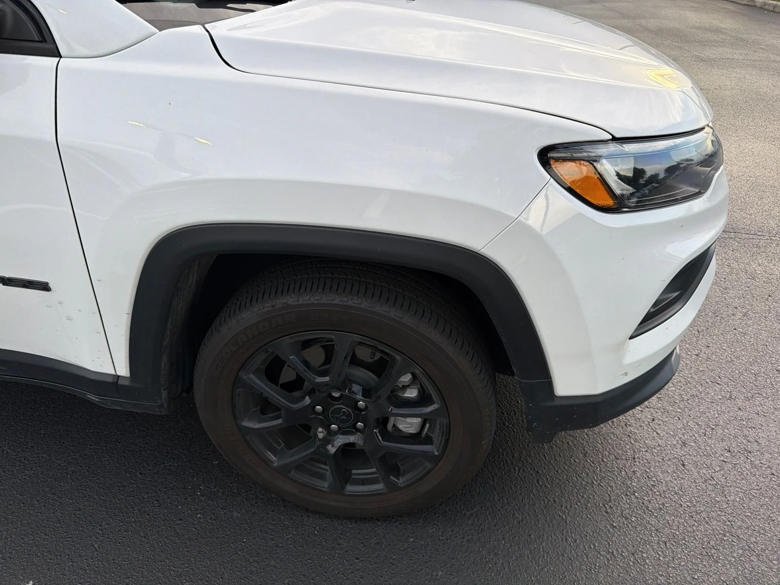 Certified Used 2025 White Jeep Latitude image 7