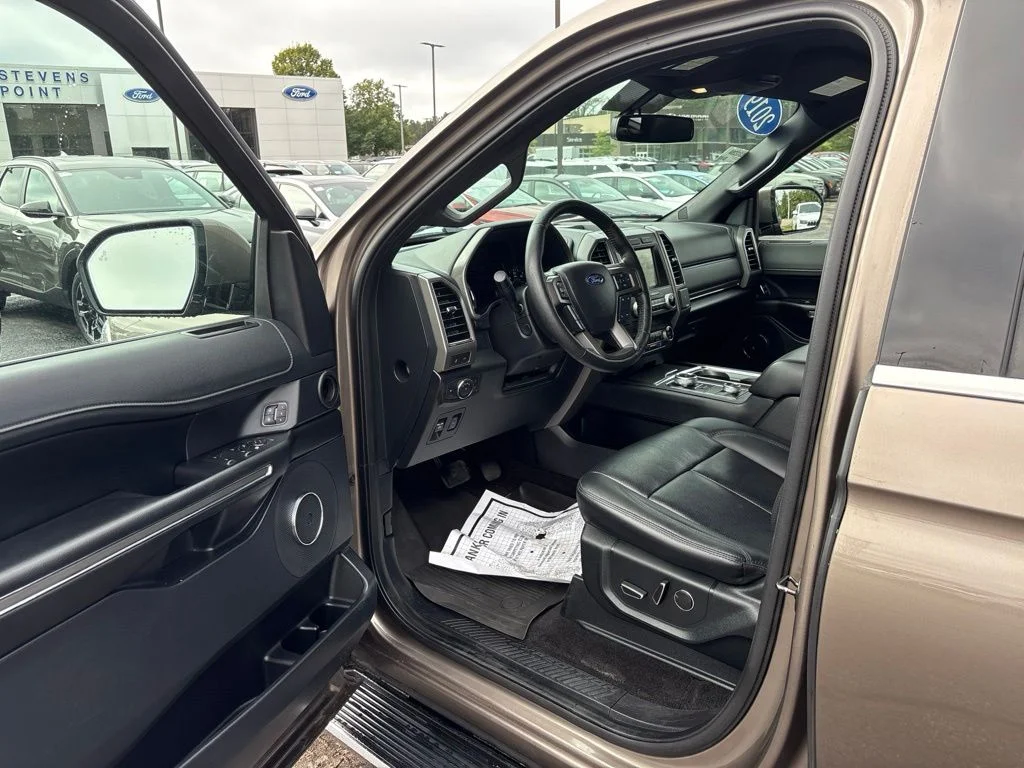 Used 2019 Stone Gray Metallic Ford XLT image 10