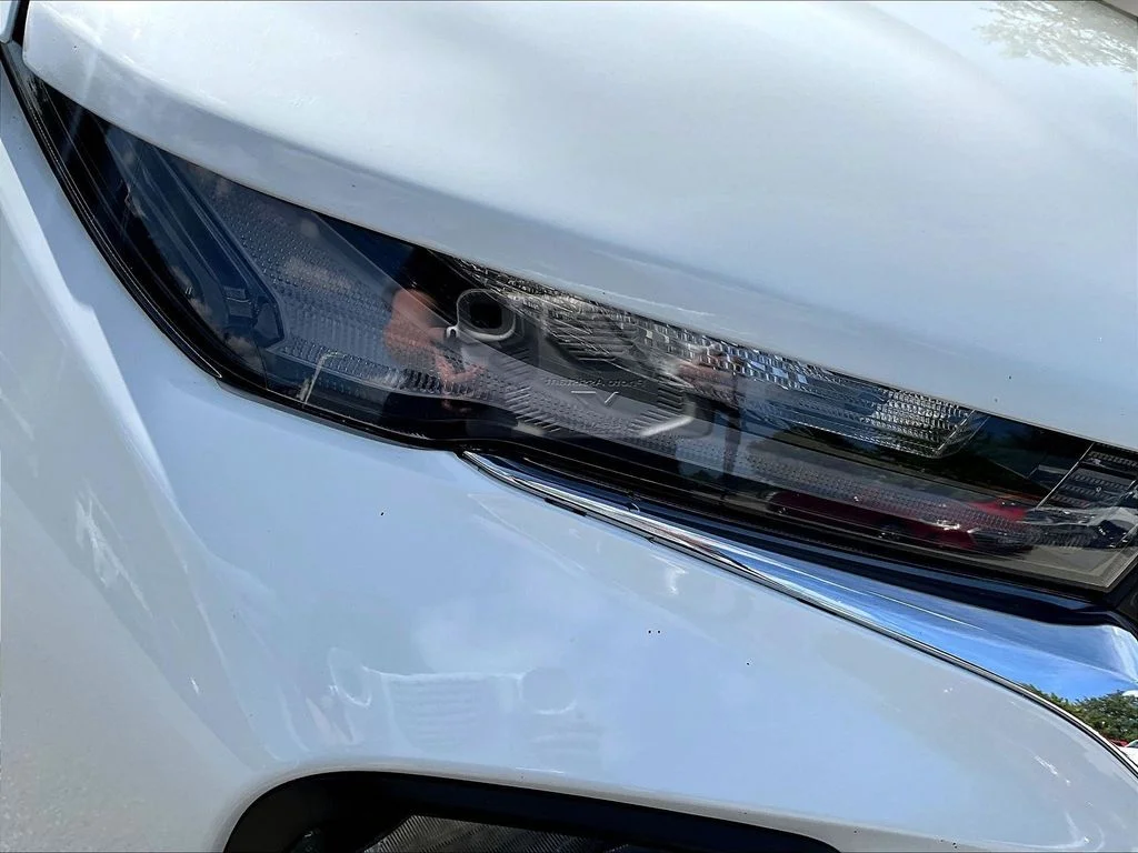 Used 2023 White Chevrolet LT image 33
