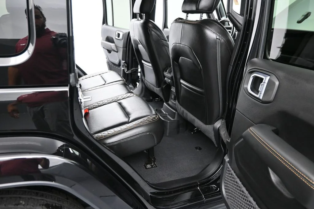 Used 2021 Black Jeep Unlimited Sahara High Altitude image 20