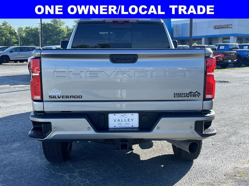Used 2025 Sterling Gray Metallic Chevrolet High Country image 5