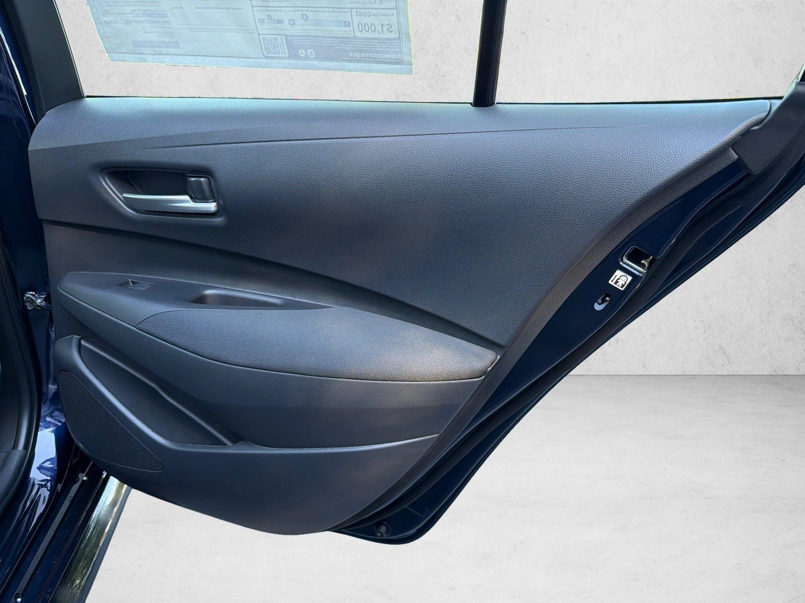 New 2027 Blueprint Toyota Hybrid SE image 16