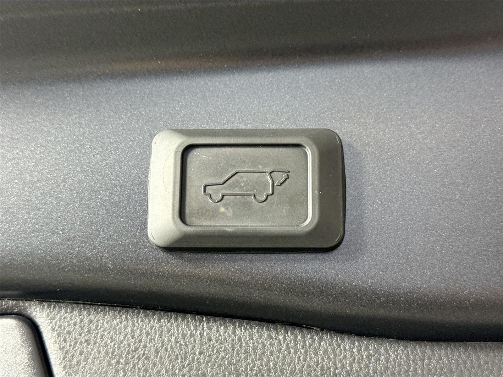 Used 2024 Magnetic Gray Metallic/Midnight Black Metallic Toyota Hybrid XSE image 42