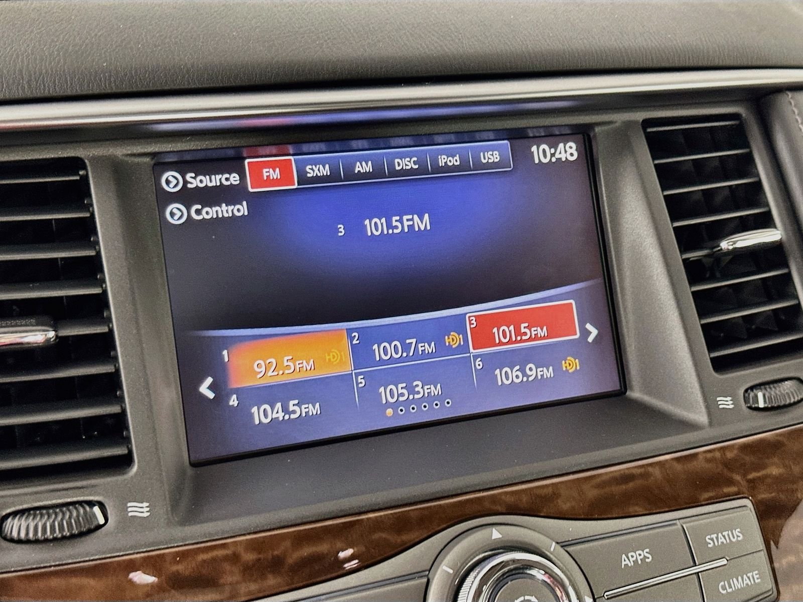 Used 2019 Gun Metallic Nissan SL image 15