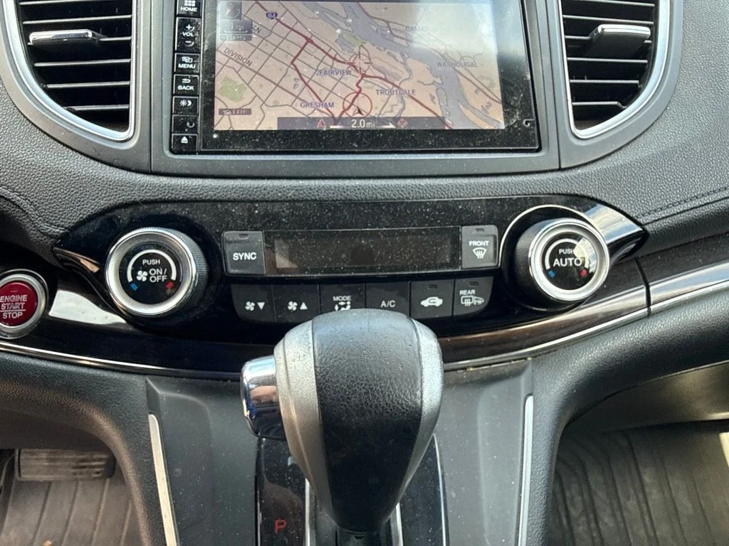 Used 2016 Crystal Black Pearl Honda Touring image 15