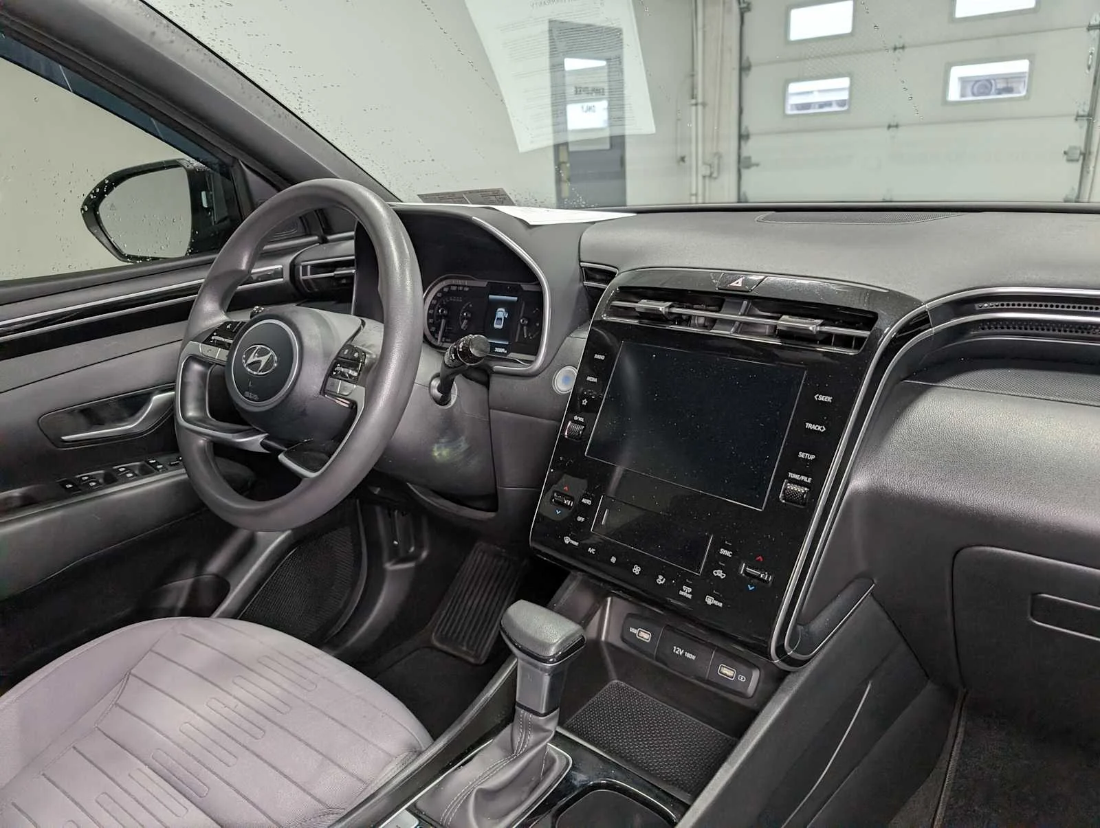 Used 2024 Blue Stone Hyundai SEL image 41