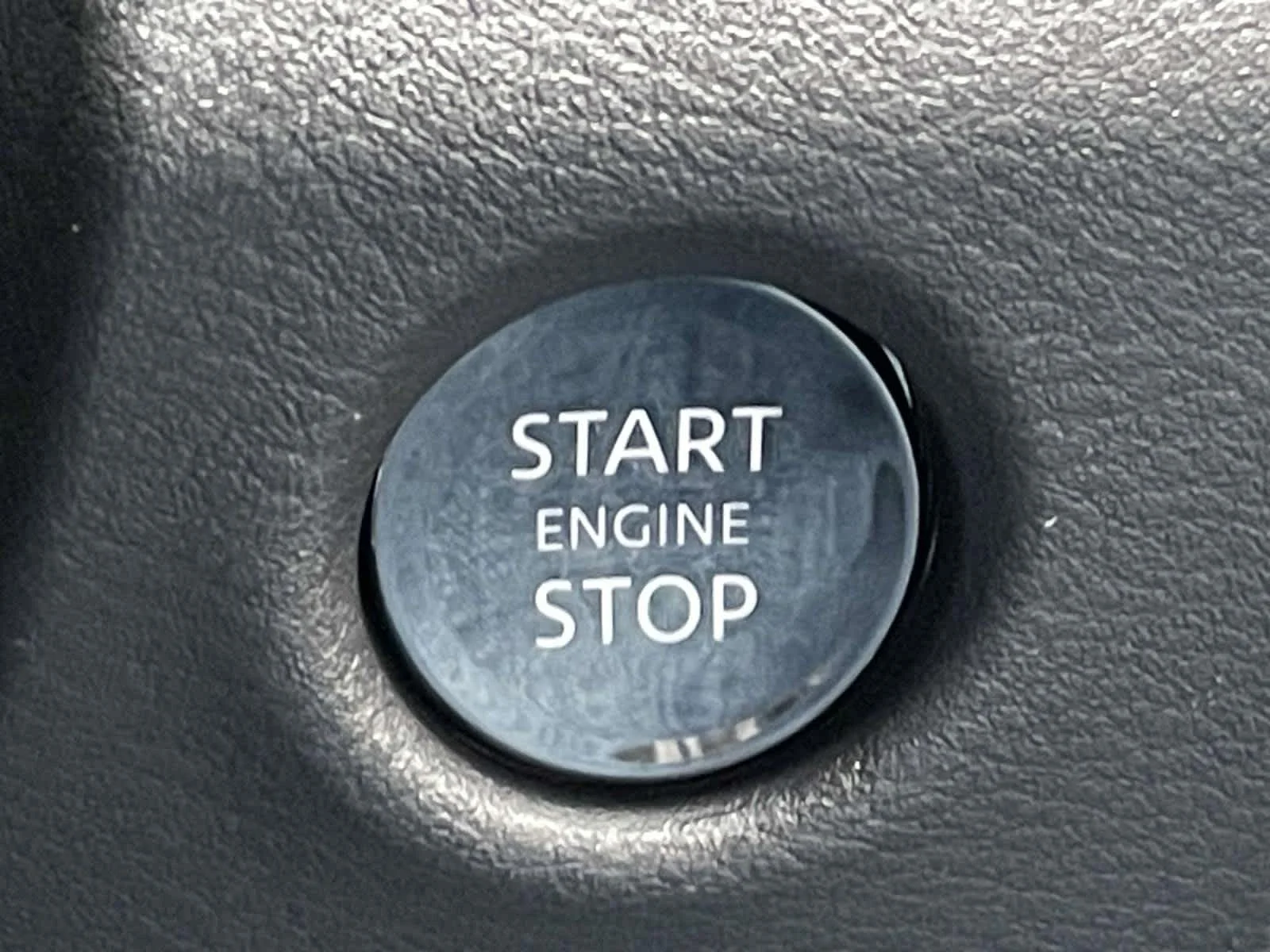 New 2026 Boulder Gray Pearl Nissan SV image 34