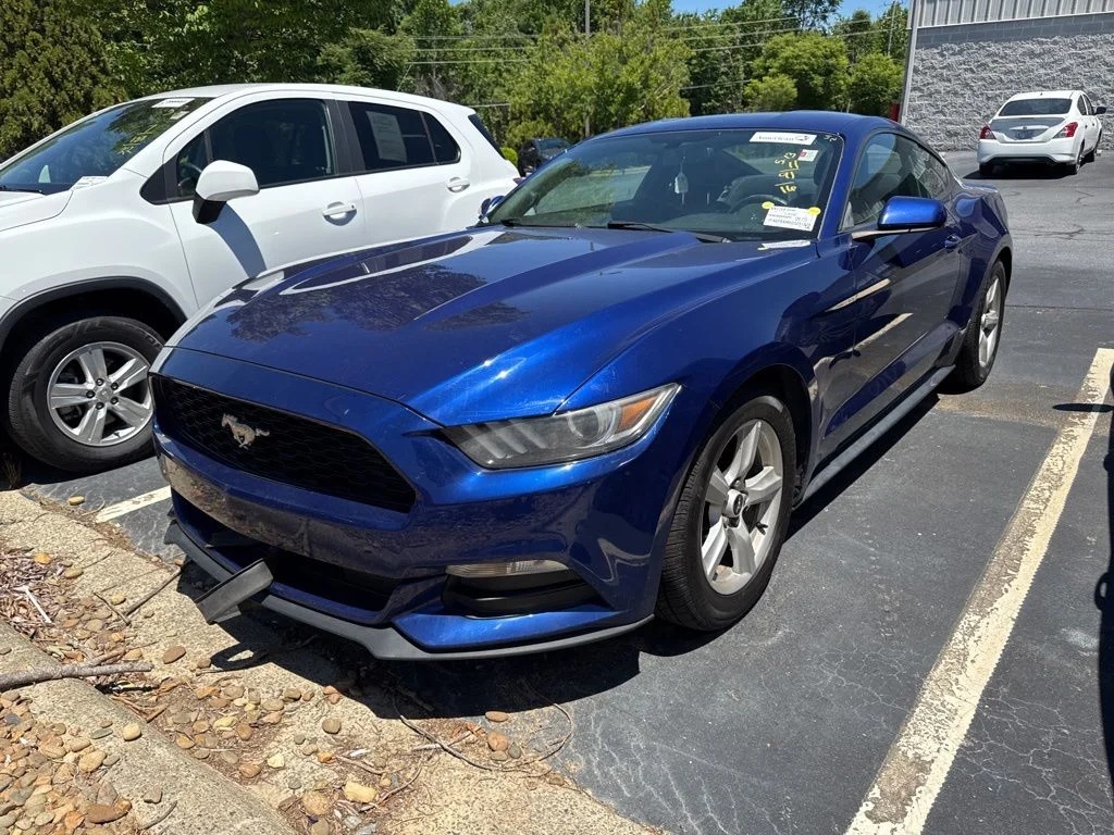 2016 Ford Mustang V6 Coupe's photo