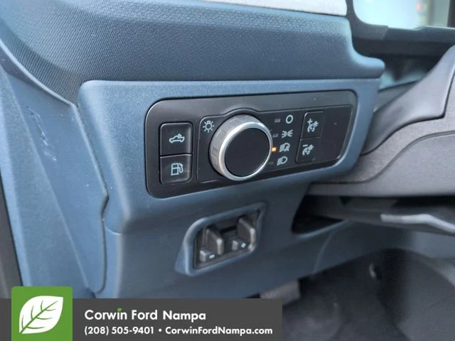 New 2026 Carbonized Gray Metallic Ford XLT image 13