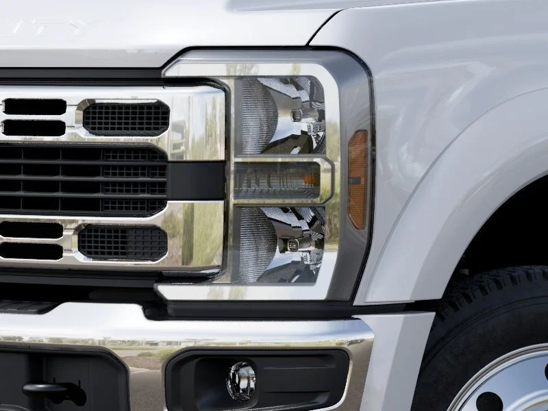 New 2027 White Ford XLT image 18