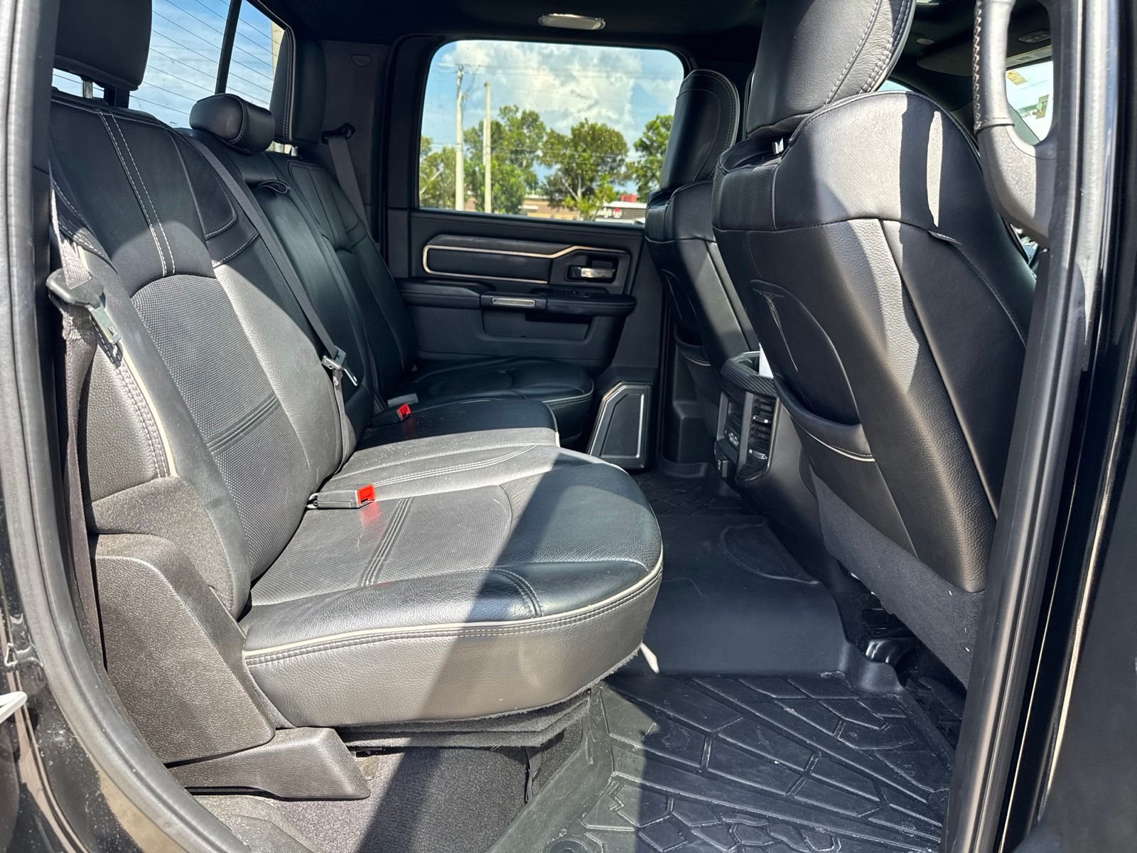 Used 2021 Black Ram Limited image 32