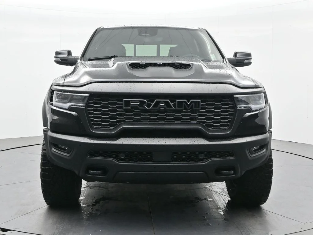 New 2026 Diamond Black Crystal Pearl-Coat Exterior Paint RAM RHO image 2