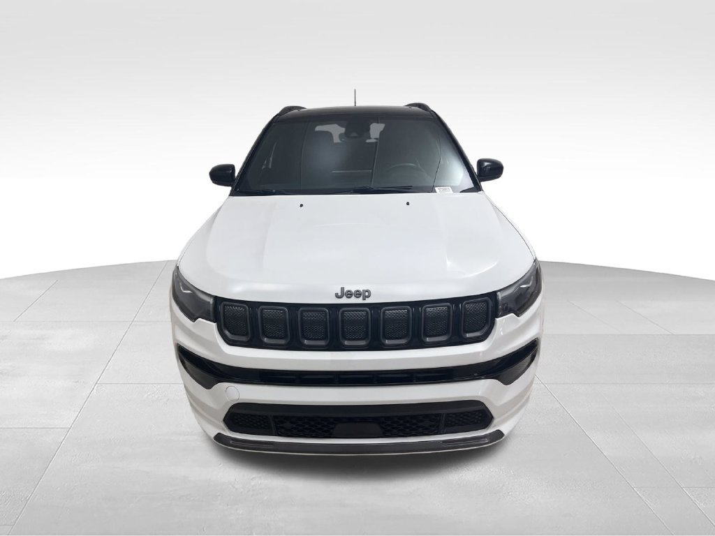 Used 2022 White Jeep High Altitude image 8