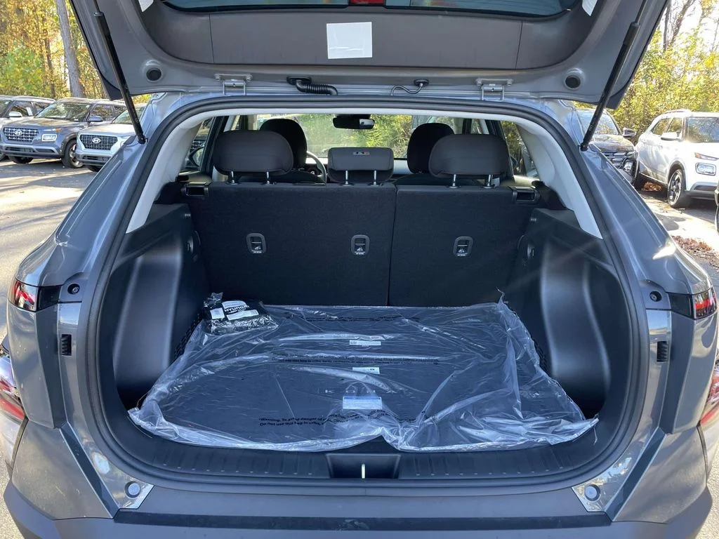 New 2026 Gray Hyundai SE image 7
